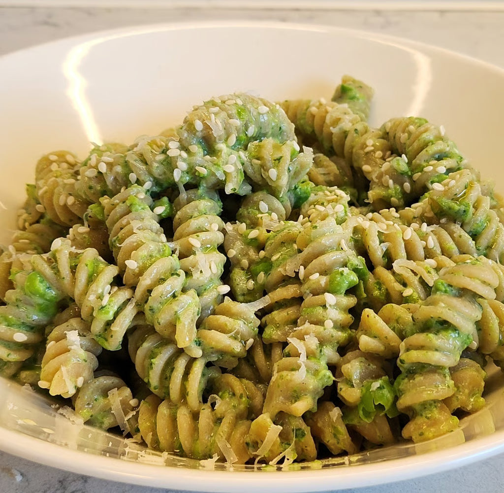 Vihreän hirviön lempipastaa (tofu-herne-pinaattipasta)
