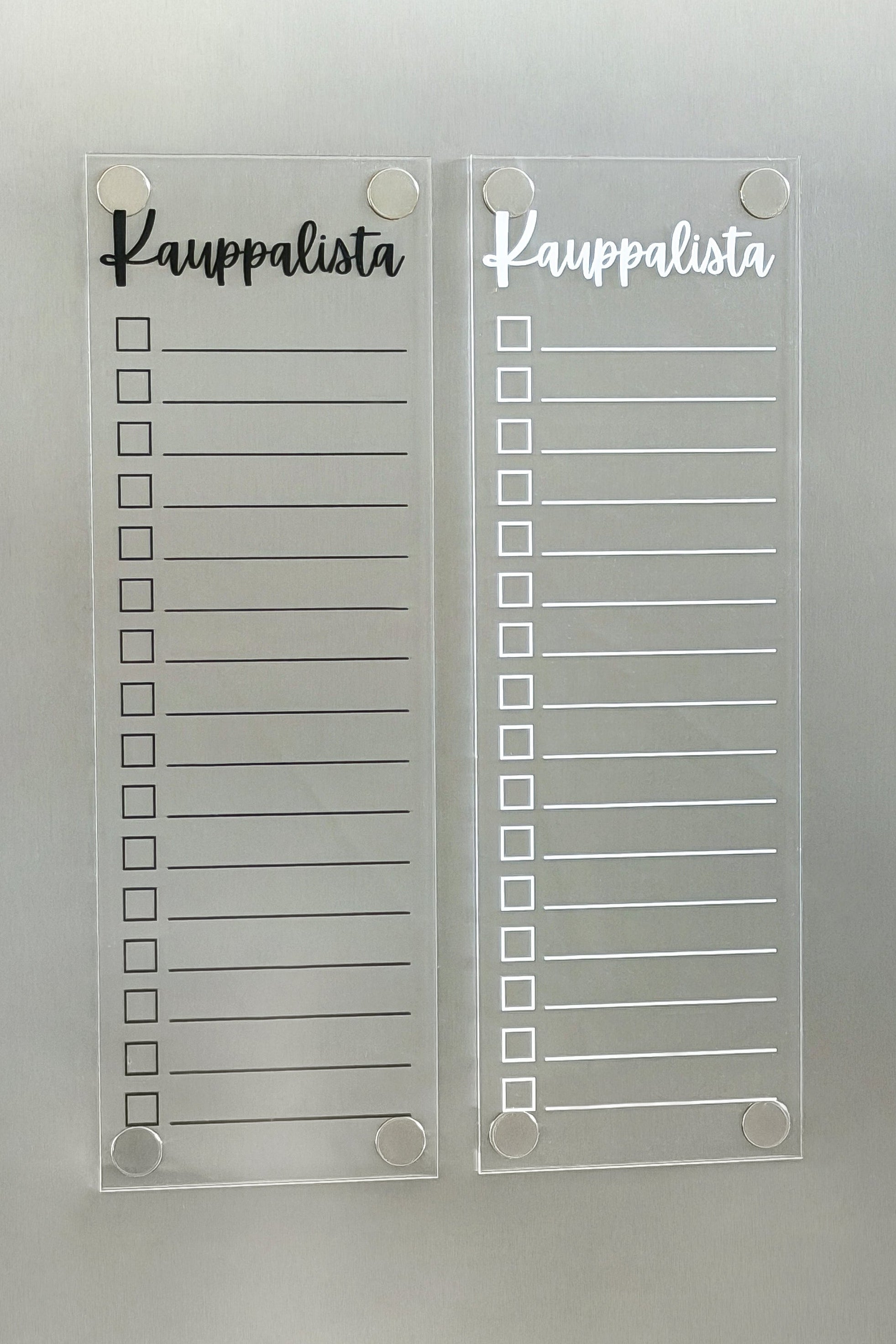 Kauppalista jääkaapin oveen
