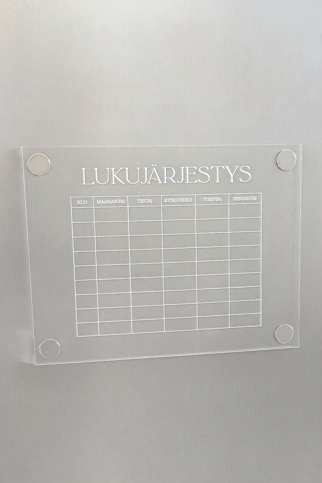 Lukujärjestys (tyhjä) jääkaapin oveen