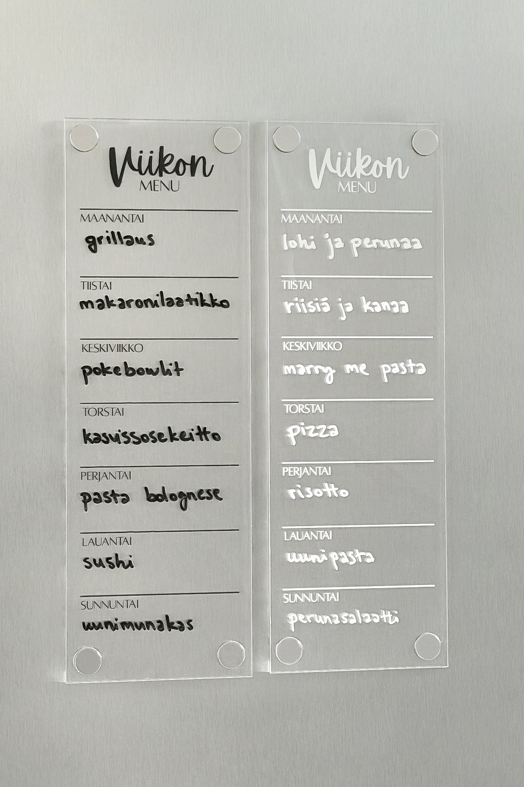 Menu jääkaapin oveen