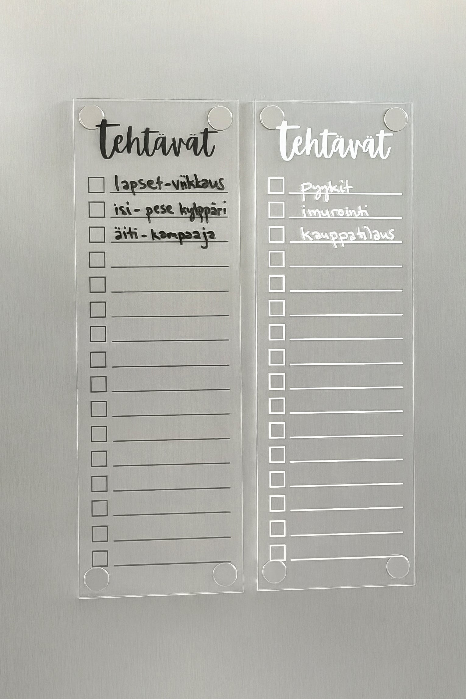 Tehtävät-lista jääkaapin oveen