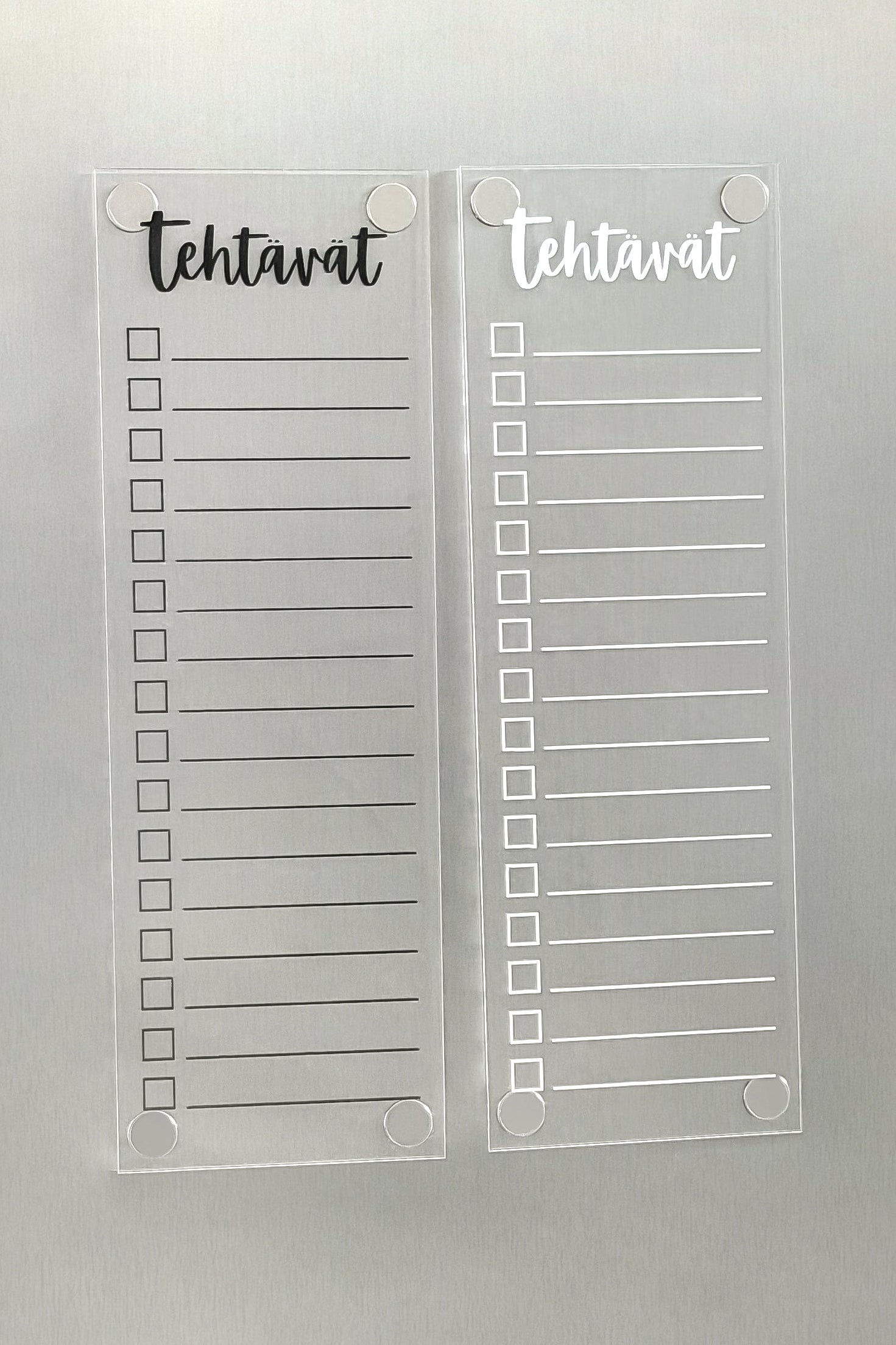Tehtävät-lista jääkaapin oveen